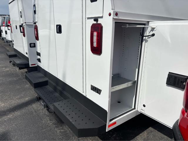 2024 Chevrolet Express Cutaway 3500 Fitchburg MA