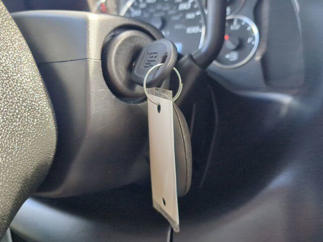 2024 Chevrolet Express Passenger LT Winder GA