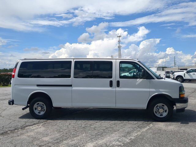 2024 Chevrolet Express Passenger LT Winder GA