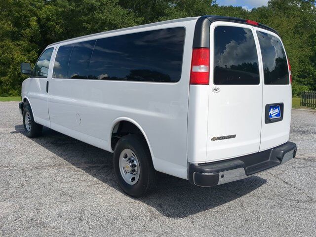 2024 Chevrolet Express Passenger LT Winder GA