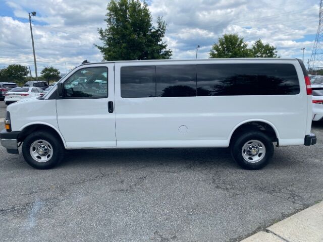 2024 Chevrolet Express Passenger RWD 3500 Extended Wheelbase LT