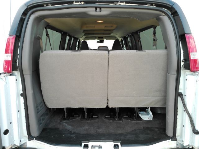 2024 Chevrolet Express Passenger RWD 3500 Extended Wheelbase LT Plano TX