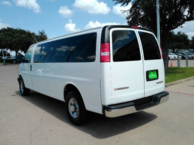 2024 Chevrolet Express Passenger RWD 3500 Extended Wheelbase LT Plano TX