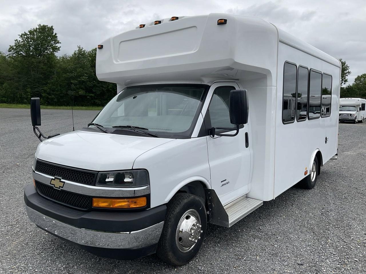 2024 Chevrolet HLE HLE COACH Johnstown NY