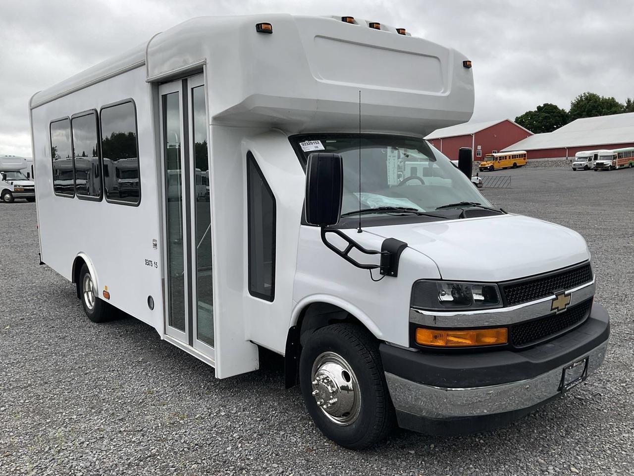 2024 Chevrolet HLE HLE COACH