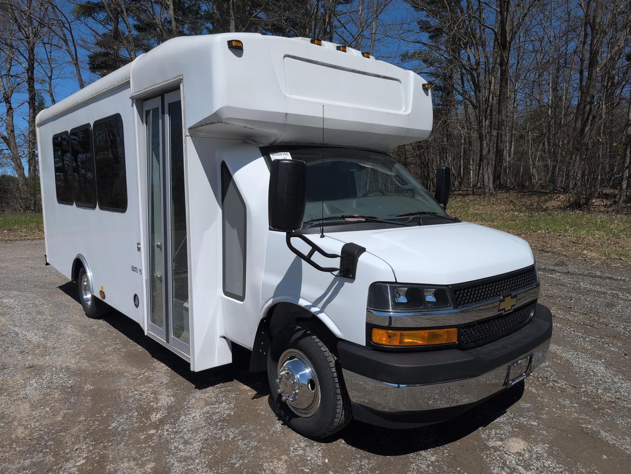 2024 Chevrolet HLE HLE COACH