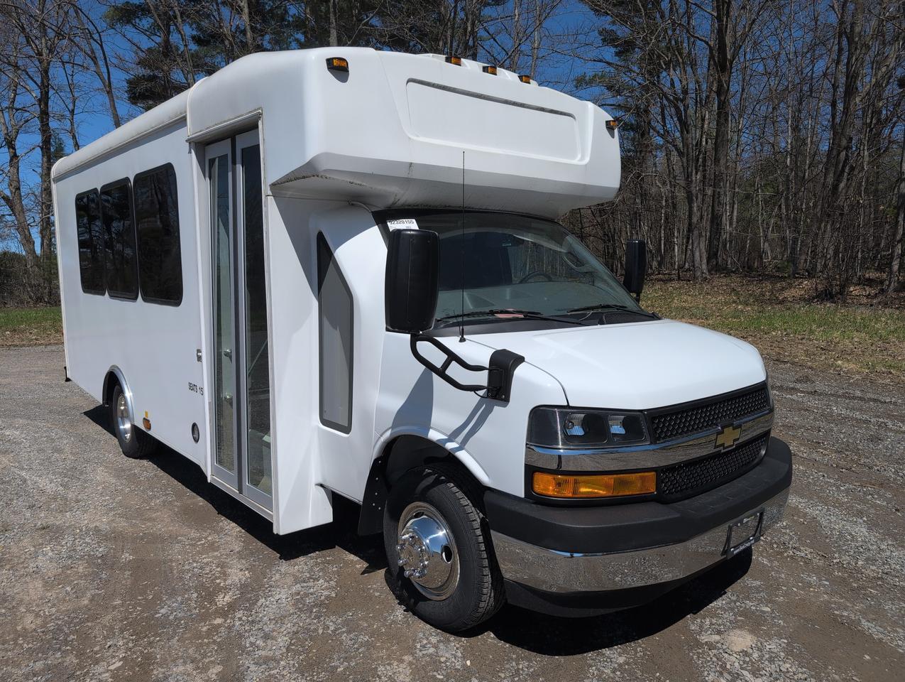 2024 Chevrolet HLE HLE COACH