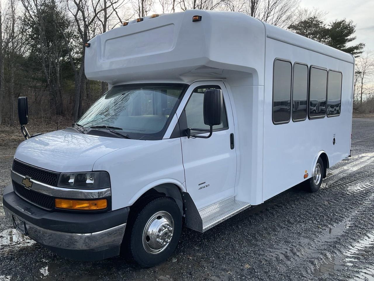 2024 Chevrolet HLE HLE COACH Johnstown NY