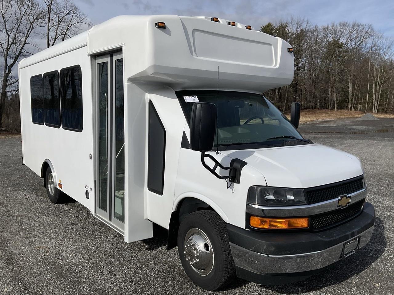 2024 Chevrolet HLE HLE COACH