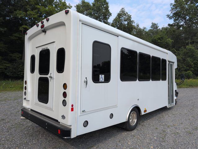 2024 Chevrolet HLE HLE COACH Johnstown NY