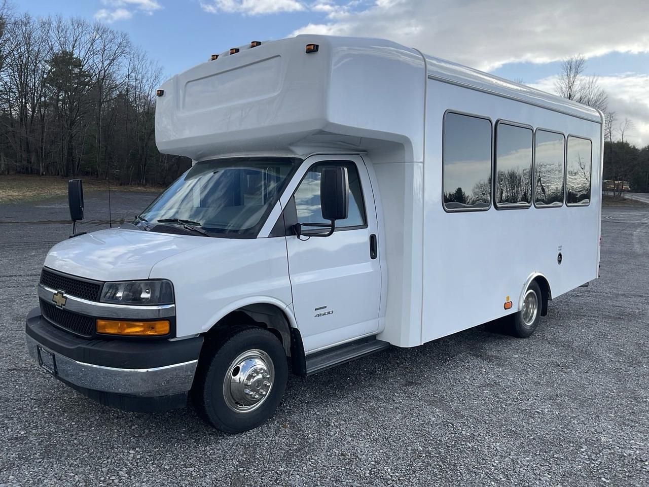 2024 Chevrolet HLE HLE COACH Johnstown NY