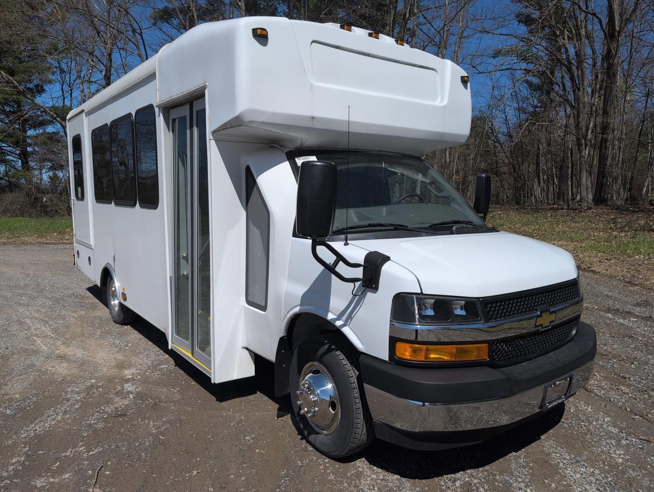 2024 Chevrolet HLE HLE COACH