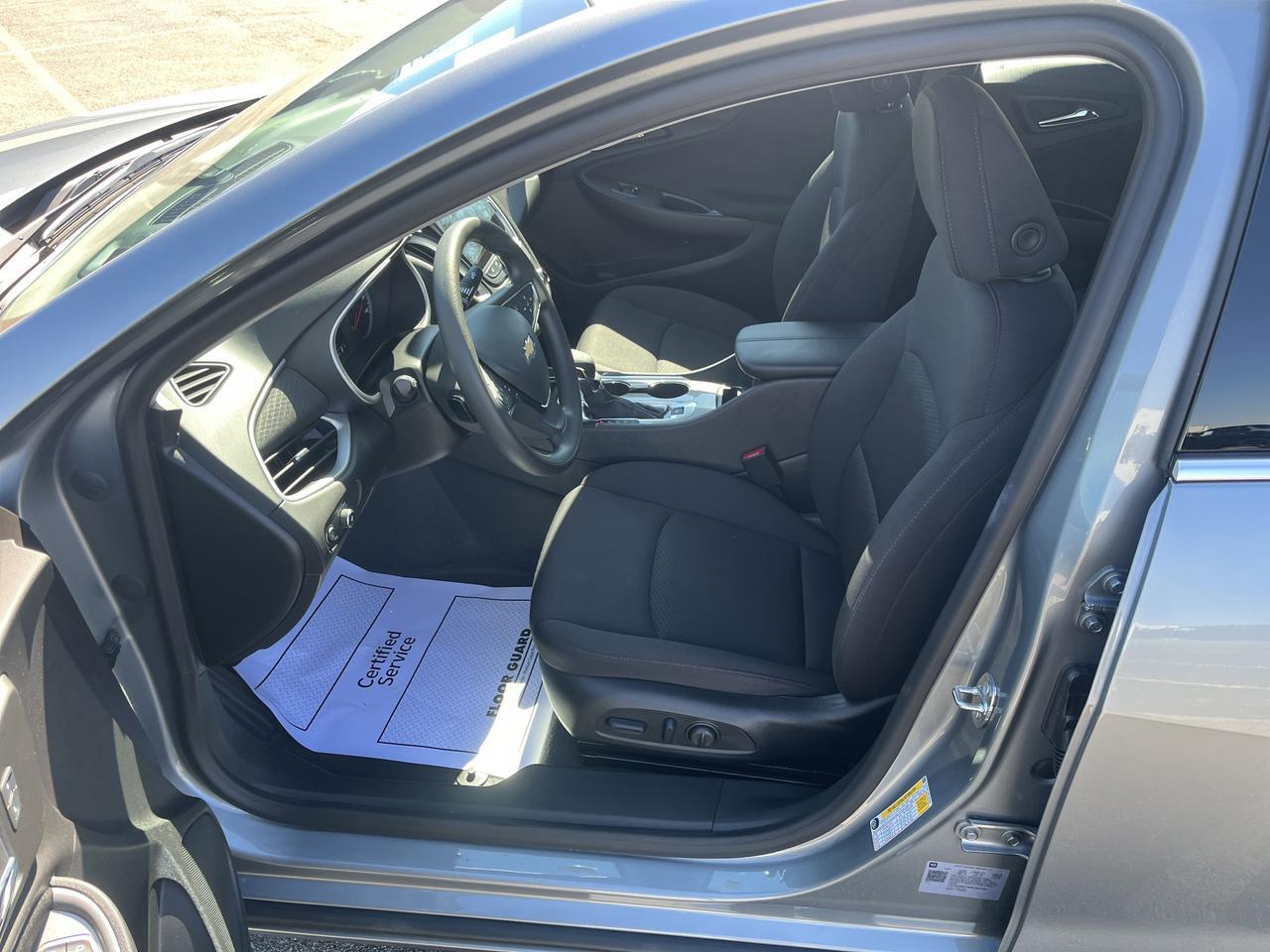 2024 Chevrolet Malibu 1LT w/Sunroof LaneChangeAlert SpareTire HtdSeats RemoteStart 8-WayPwrDrvrSeat Saukville WI