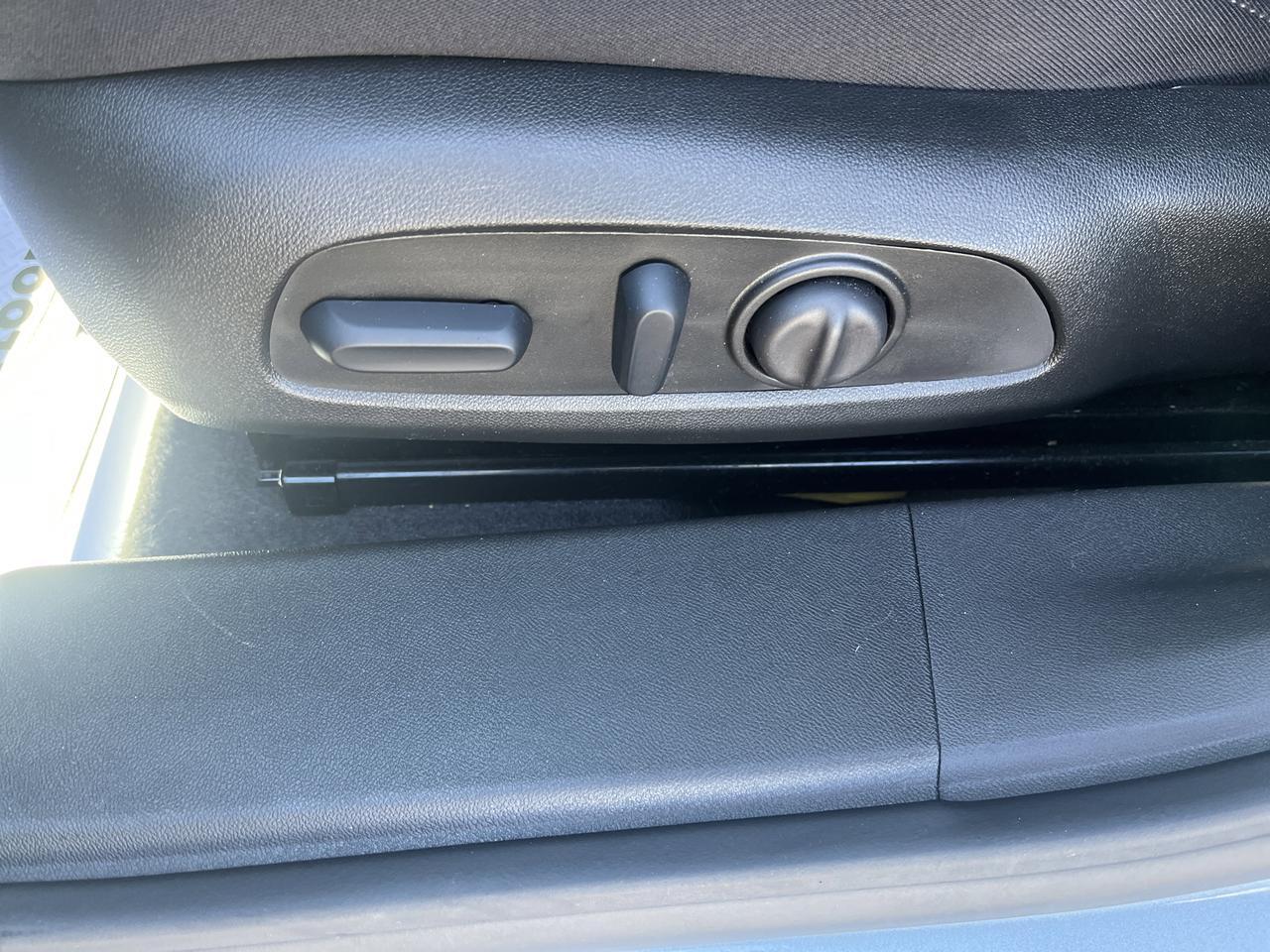 2024 Chevrolet Malibu 1LT w/Sunroof LaneChangeAlert SpareTire HtdSeats RemoteStart 8-WayPwrDrvrSeat Saukville WI