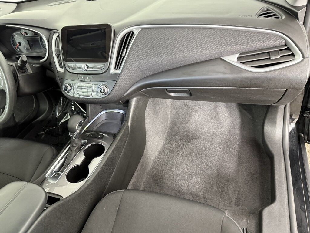 2024 Chevrolet Malibu 1LT w/Sunroof Maumee OH