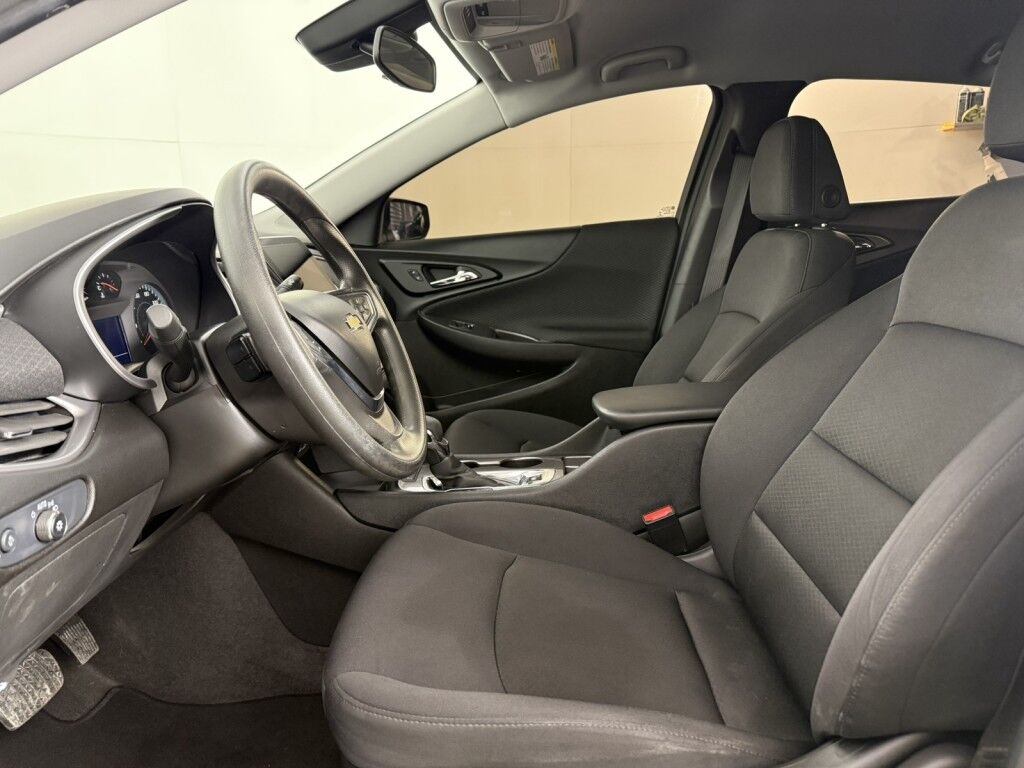 2024 Chevrolet Malibu 4dr Sdn LS w/1LS Maumee OH