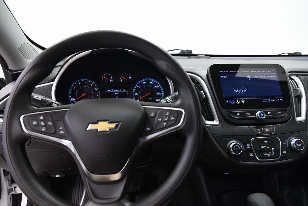 2024 Chevrolet Malibu LS Akron