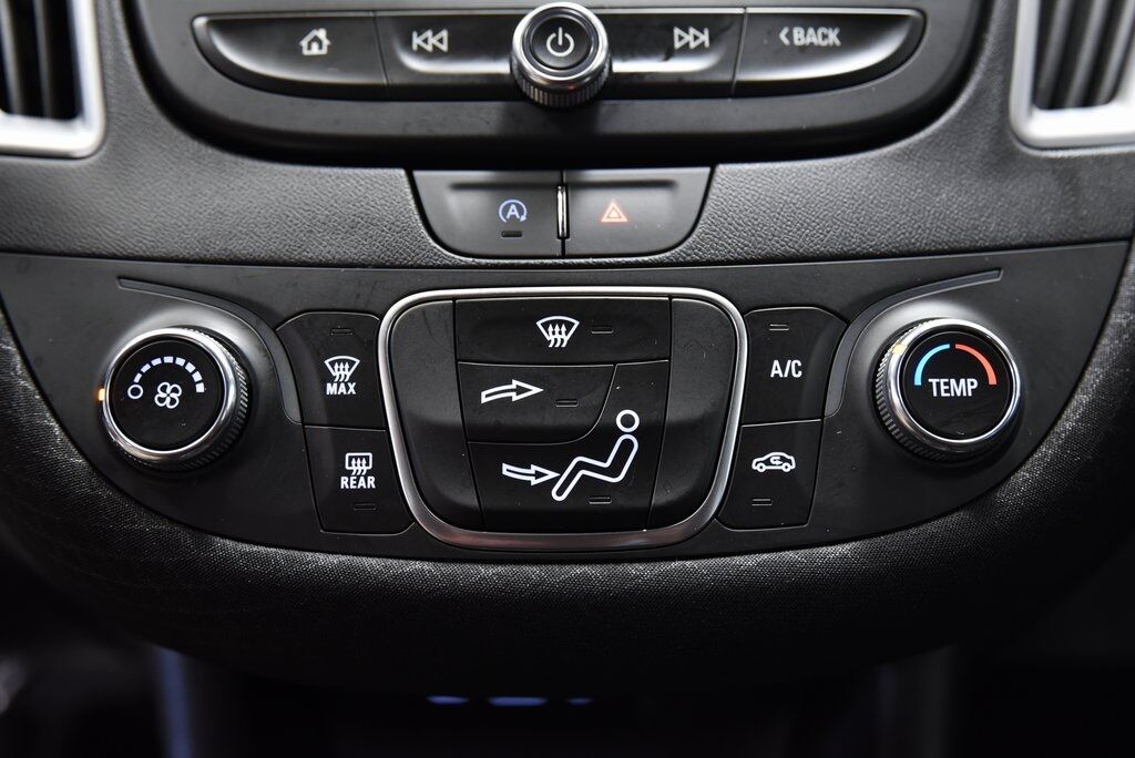 2024 Chevrolet Malibu LS Akron