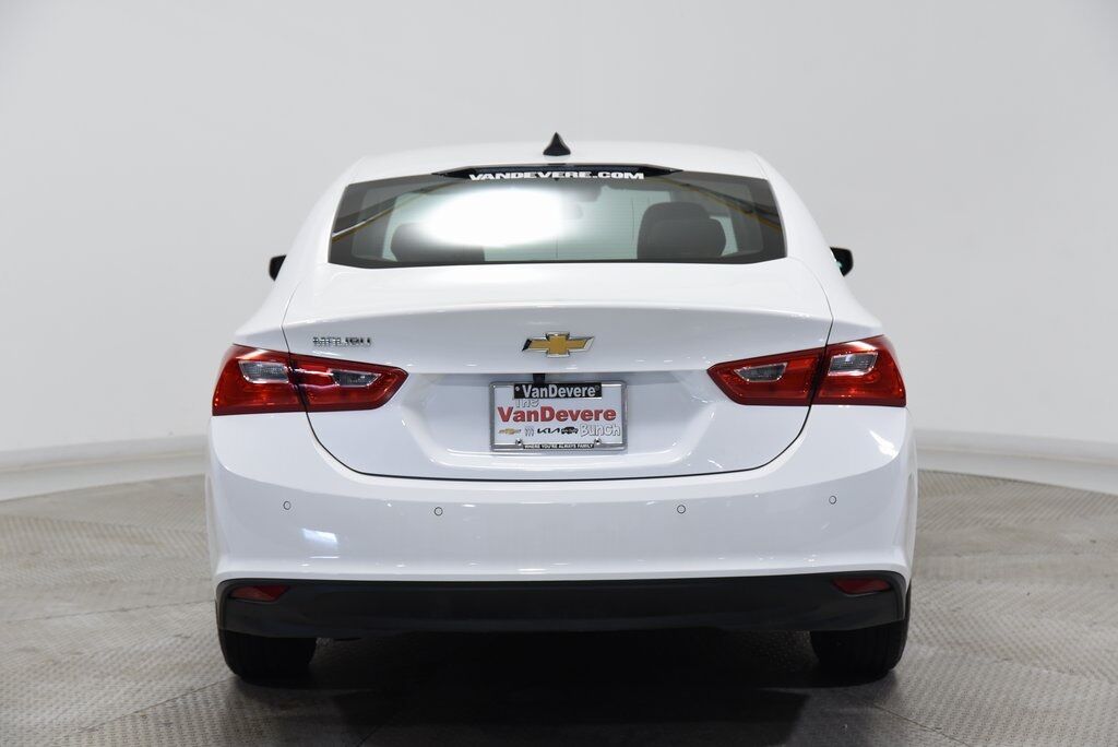 2024 Chevrolet Malibu LS Akron