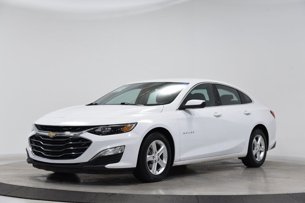 2024 Chevrolet Malibu LS Akron