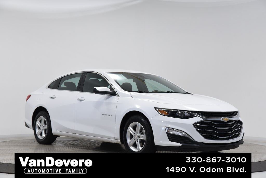 2024 Chevrolet Malibu LS Akron