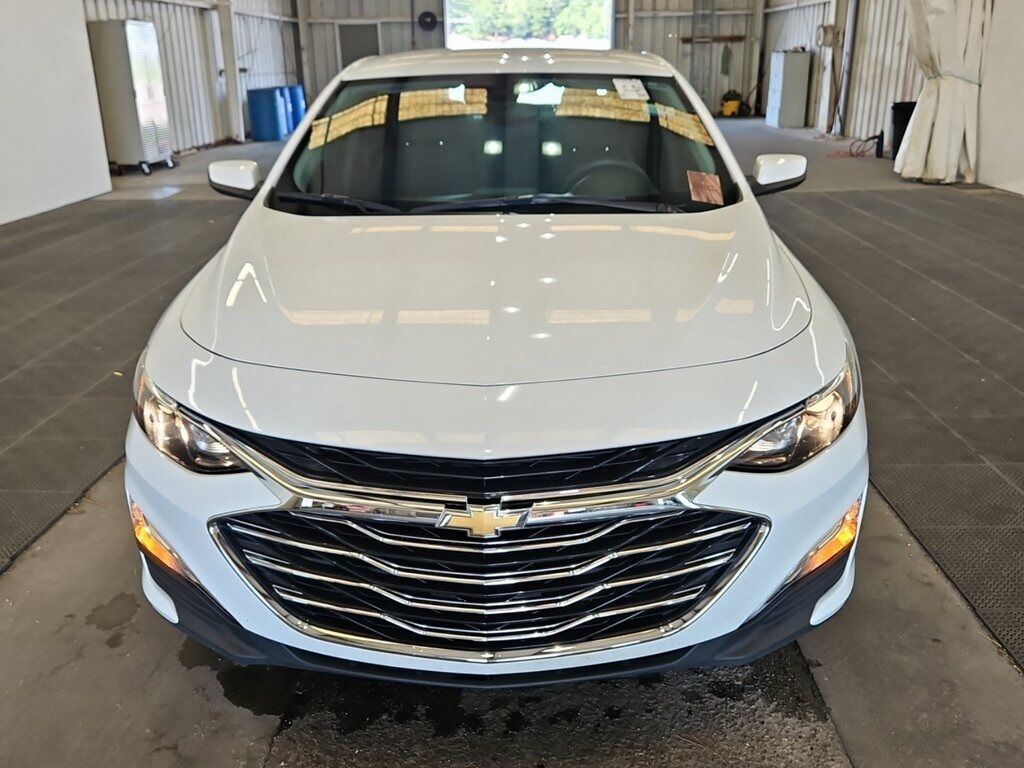2024 Chevrolet Malibu LS Akron