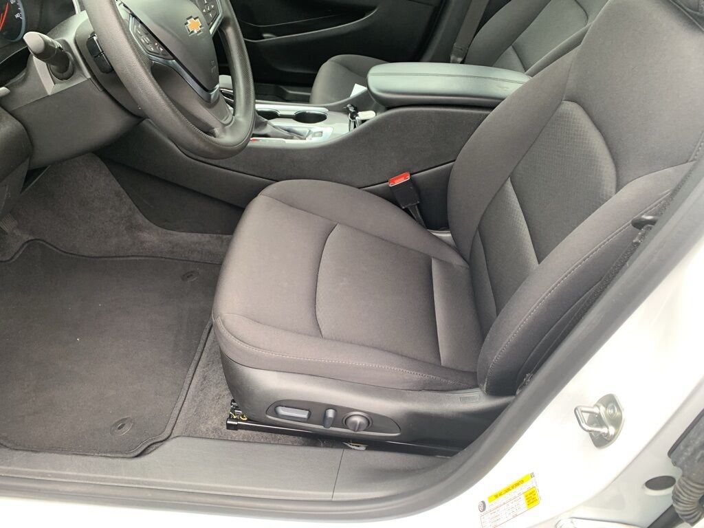 2024 Chevrolet Malibu LT 1LT Green Bay WI