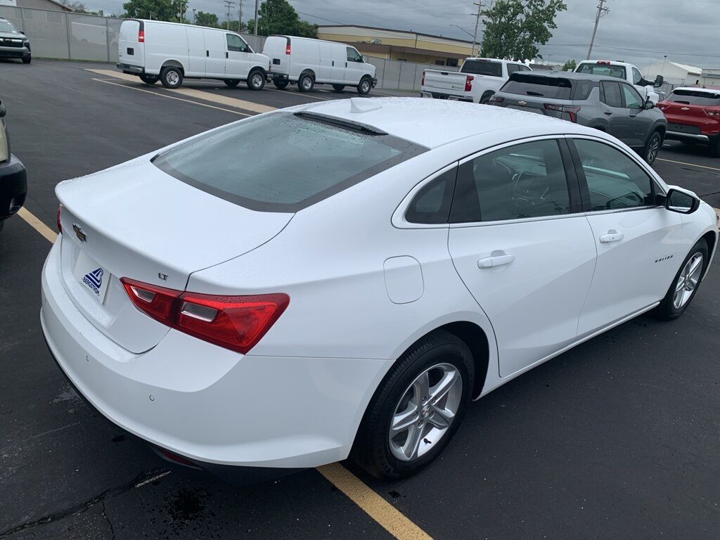 2024 Chevrolet Malibu LT 1LT Green Bay WI
