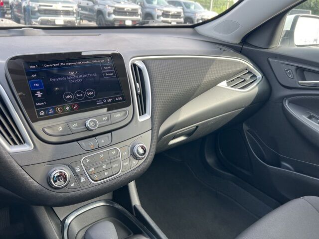 2024 Chevrolet Malibu LT 1LT Green Bay WI