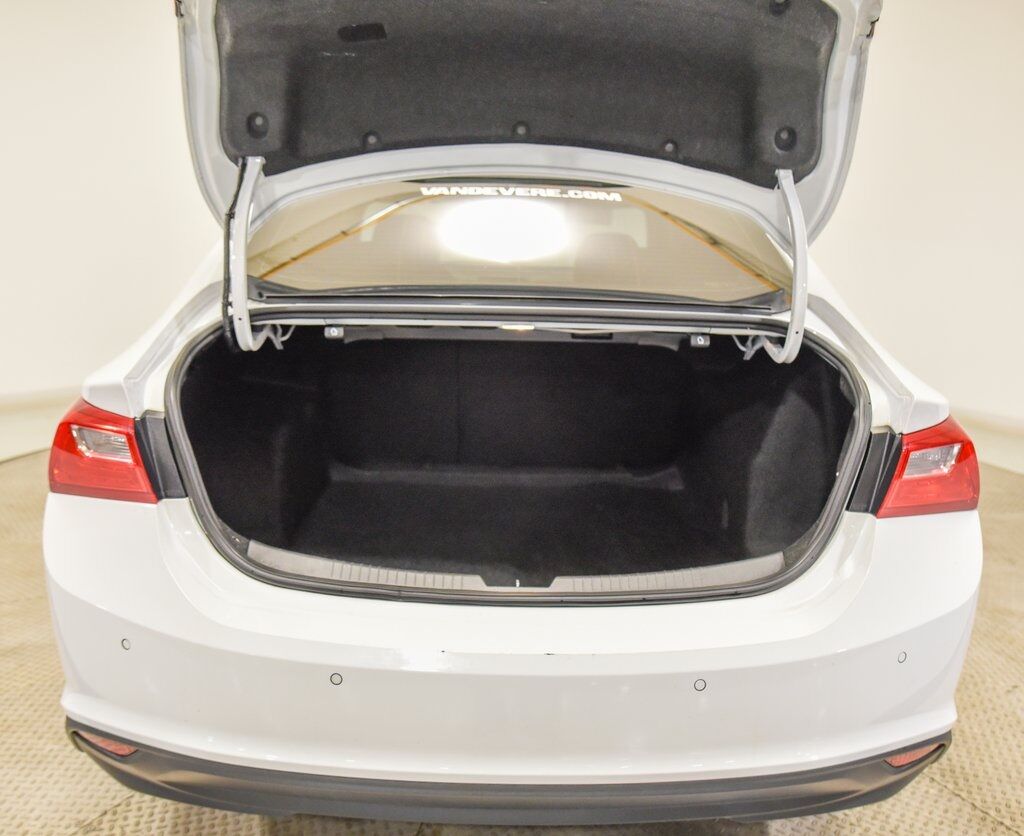 2024 Chevrolet Malibu LT Akron OH