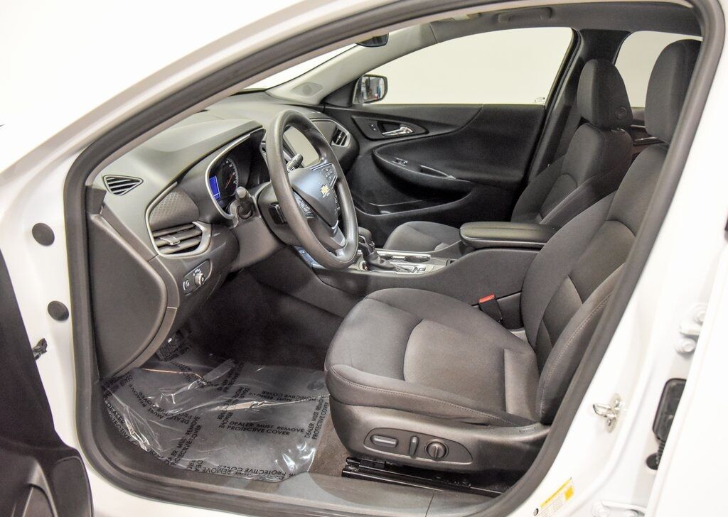 2024 Chevrolet Malibu LT Akron OH