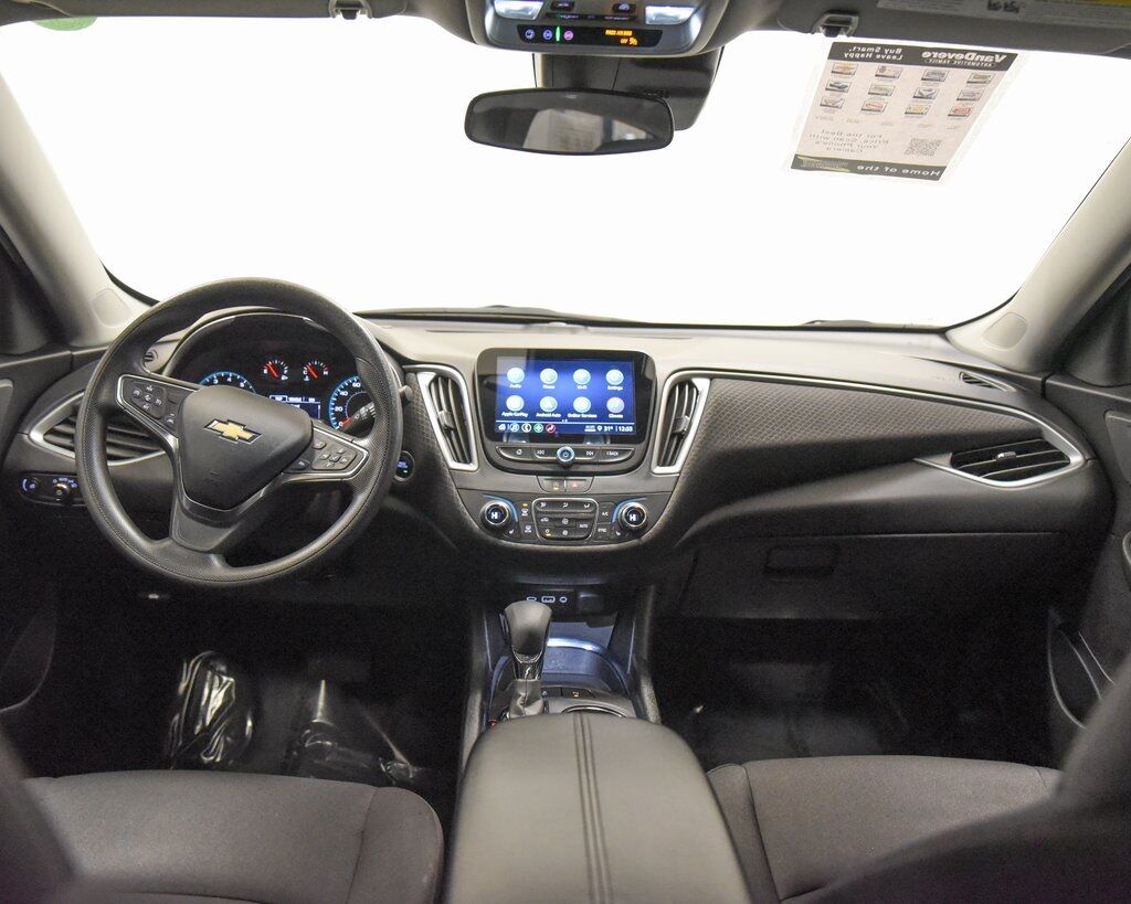 2024 Chevrolet Malibu LT Akron OH