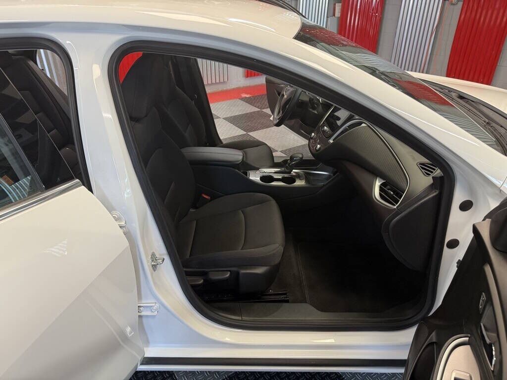 2024 Chevrolet Malibu LT Royal Oak MI
