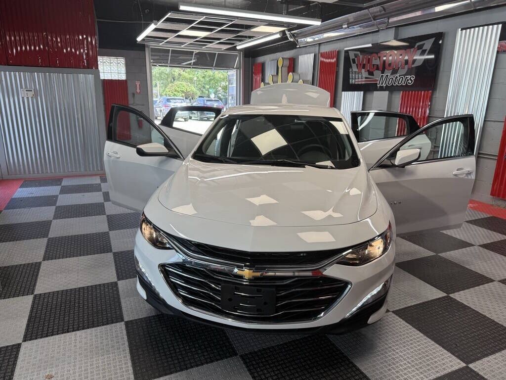 2024 Chevrolet Malibu LT Royal Oak MI
