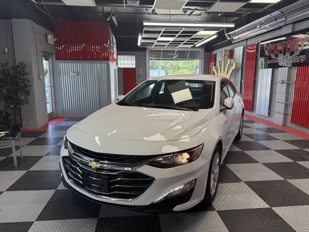 2024 Chevrolet Malibu LT Royal Oak MI