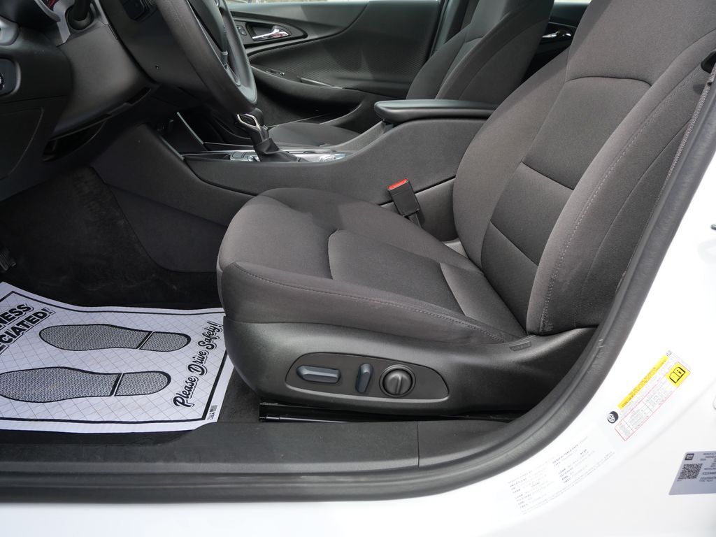 2024 Chevrolet Malibu LT Mt Pleasant MI