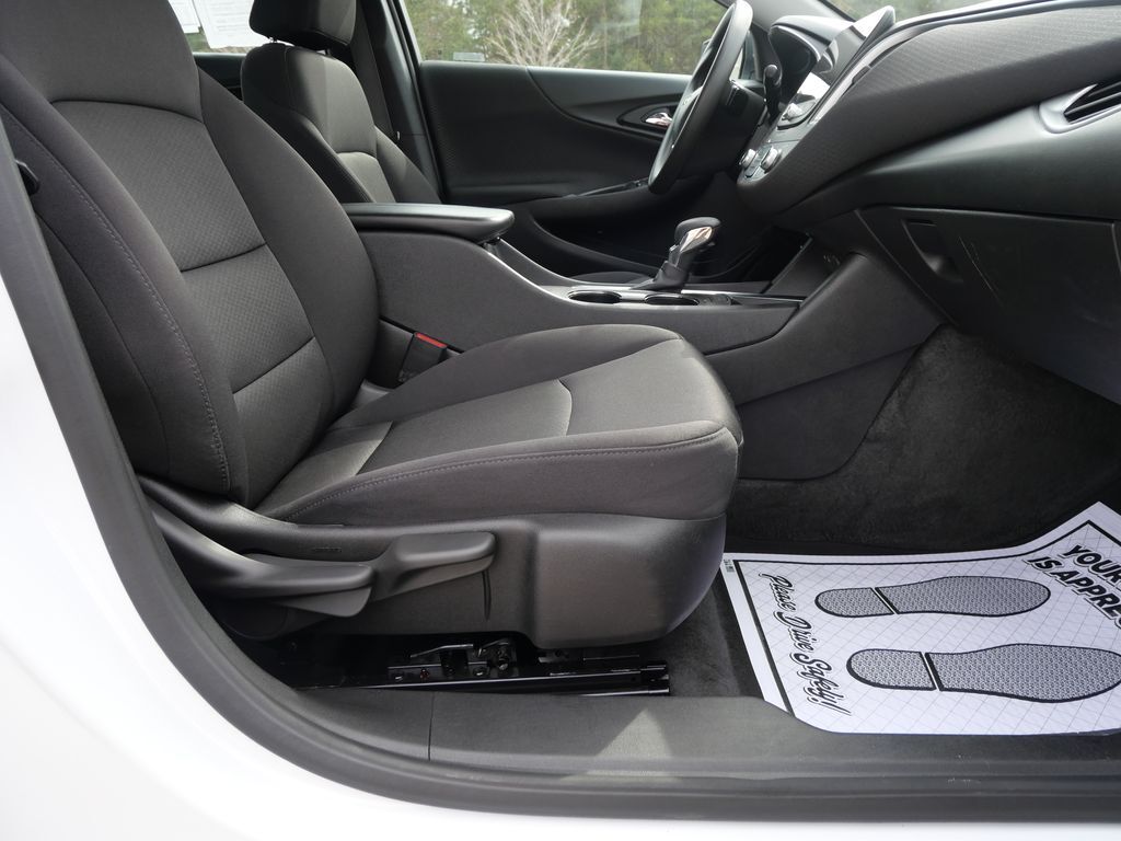 2024 Chevrolet Malibu LT Mt Pleasant MI