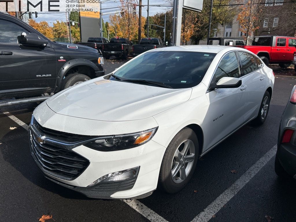 2024 Chevrolet Malibu LT