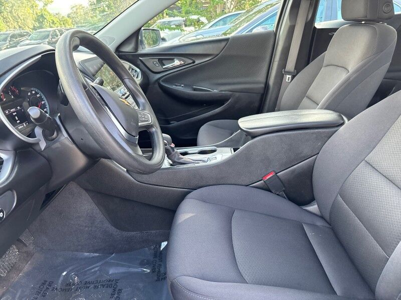 2024 Chevrolet Malibu LT w/PANORAMIC SUNROOF Seffner FL