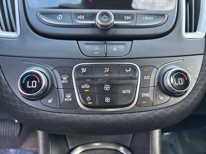 2024 Chevrolet Malibu LT w/PANORAMIC SUNROOF Seffner FL