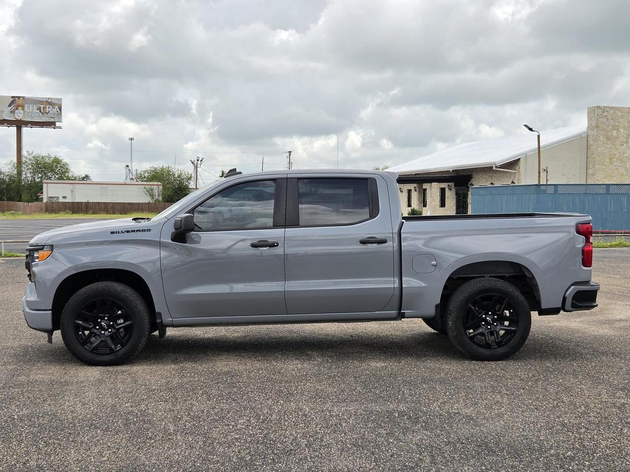 2024 Chevrolet Silverado 1500 2WD Crew Cab 147 Custom Beeville TX