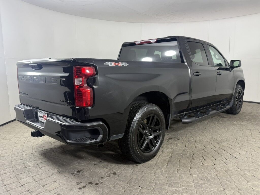 2024 Chevrolet Silverado 1500 4WD Crew Cab 157 Custom Maumee OH