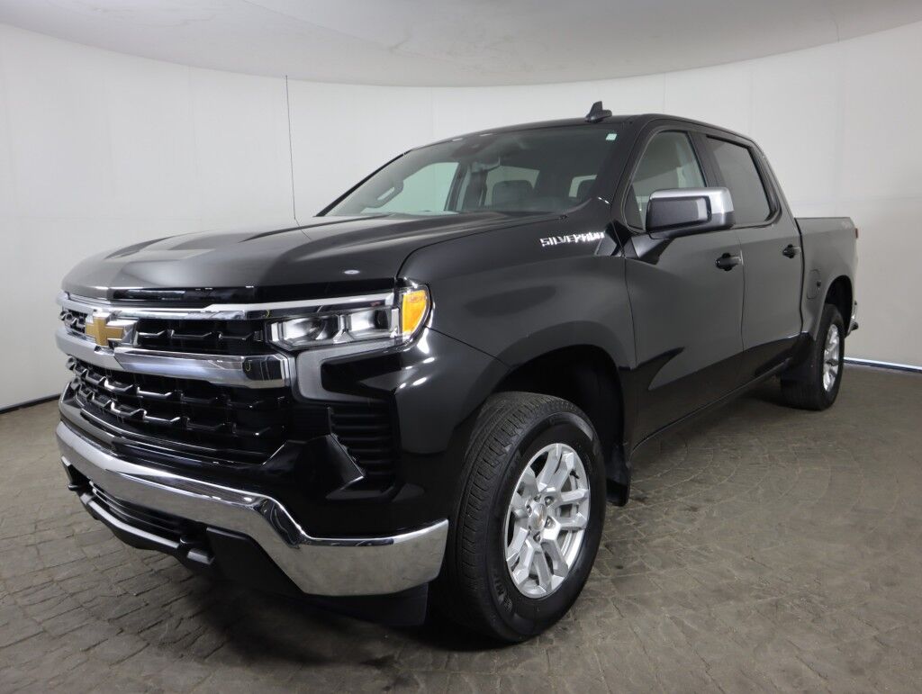 2024 Chevrolet Silverado 1500 4WD Crew Cab LT Maumee OH
