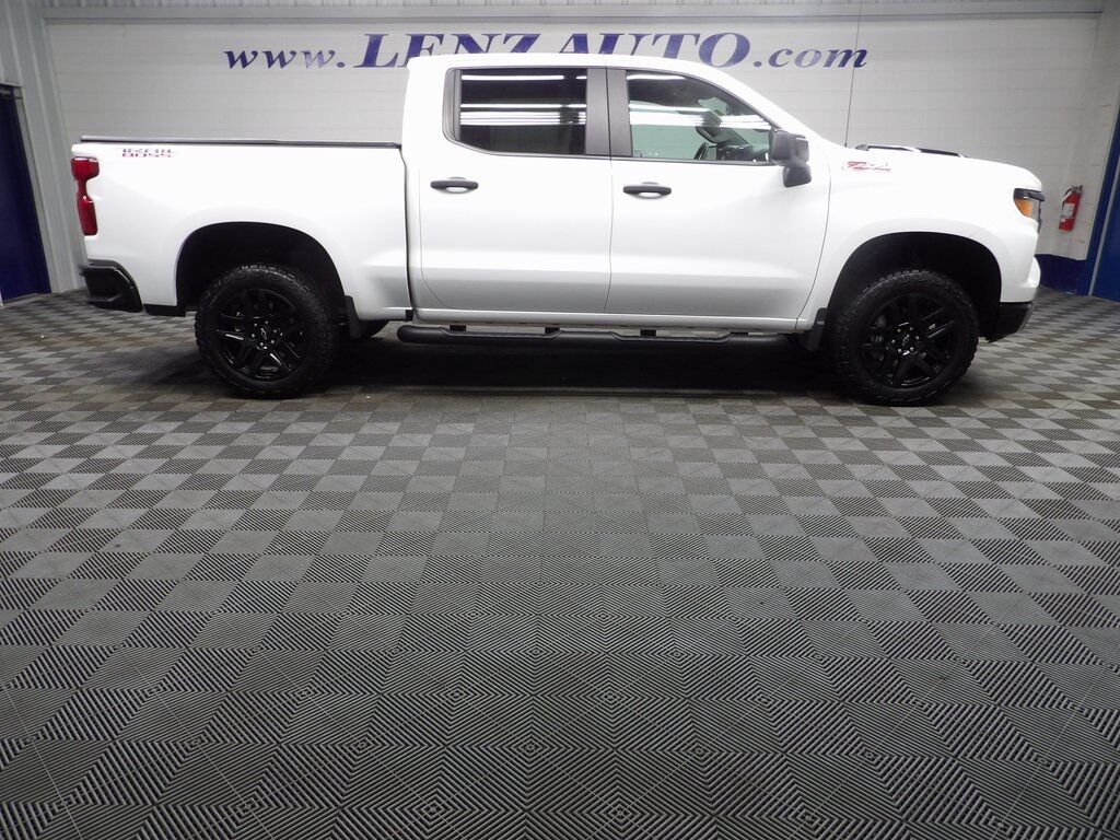 2024 Chevrolet Silverado 1500 4x4 Crew Cab Custom Trail Boss Fond du Lac WI