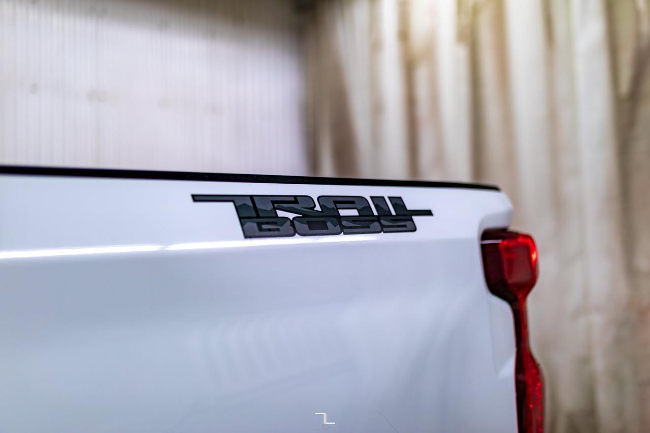 2024 Chevrolet Silverado 1500 4x4 Crew Cab Custom Trail Boss Z71 PSeat BCam Red Deer AB