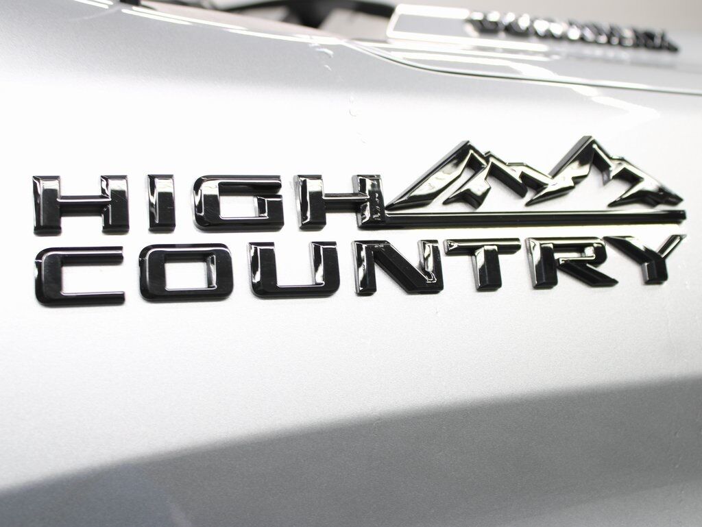 2024 Chevrolet Silverado 1500 4x4 Crew Cab High Country Fond du Lac WI