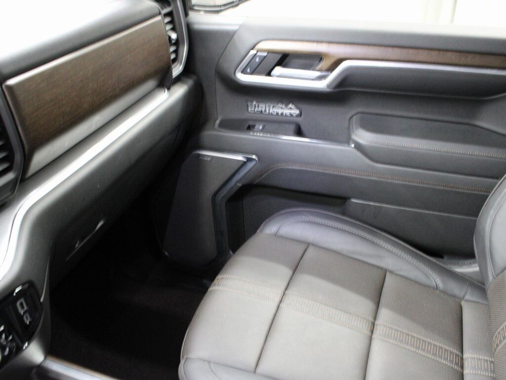 2024 Chevrolet Silverado 1500 4x4 Crew Cab High Country Fond du Lac WI