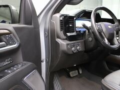 2024 Chevrolet Silverado 1500 4x4 Crew Cab High Country Fond du Lac WI