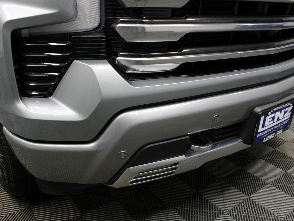 2024 Chevrolet Silverado 1500 4x4 Crew Cab High Country Fond du Lac WI