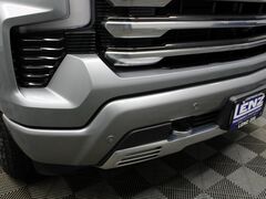 2024 Chevrolet Silverado 1500 4x4 Crew Cab High Country Fond du Lac WI